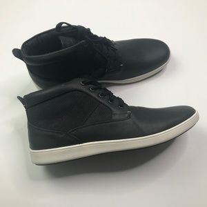 NWT Steve Madden High Black Men's Sneakers